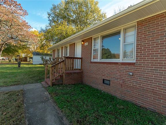 2nd image of 6149 Binns Ave