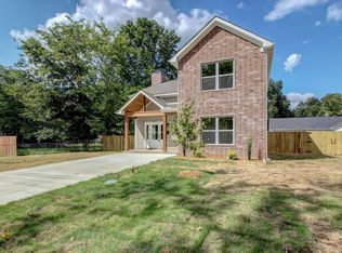 2006 Weems St, Conway, AR 72034