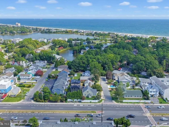 38447 Carolina St, Dewey Beach, DE 19971