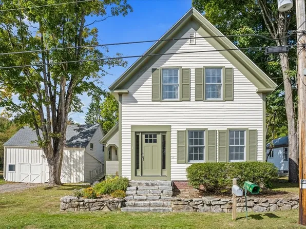 7 Wood St, Southborough, MA 01772