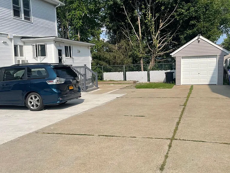 75 Ortoleva Dr #1 — Photo 2