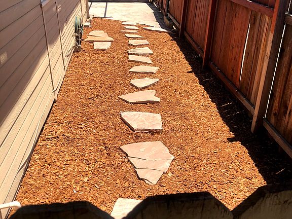 2nd image of 983 Wall Ave