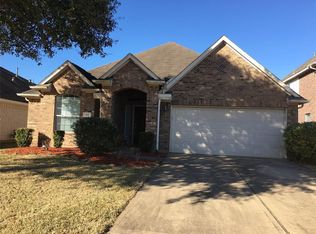 919 La Hacienda Dr, Richmond, TX 77406