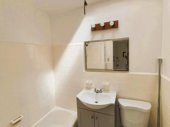 2nd image of 6486 Matthews St Floor 1