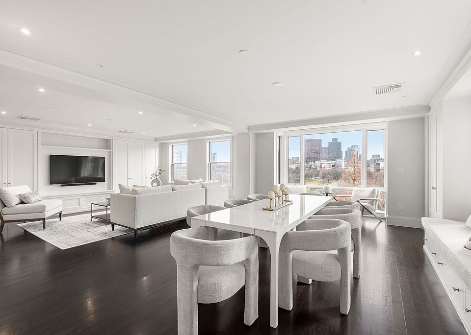 1st image of 2 Commonwealth Ave #10-A