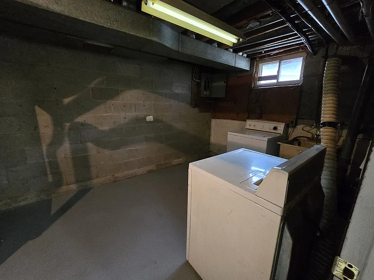 12 Pearl Cres #3 — Photo 21