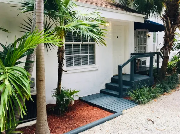 2573 Trapp Ave #D, Miami, FL 33133