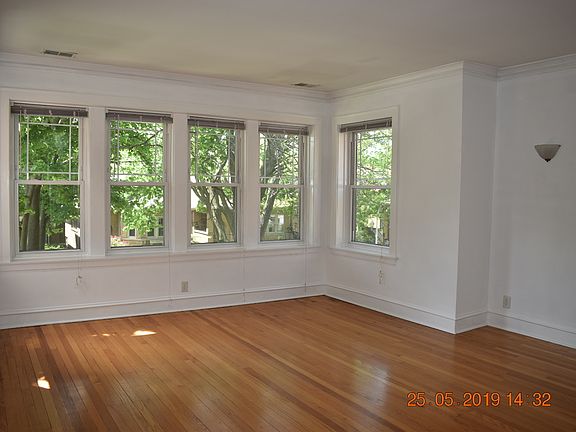 4th image of 6529 N Campbell Ave #2