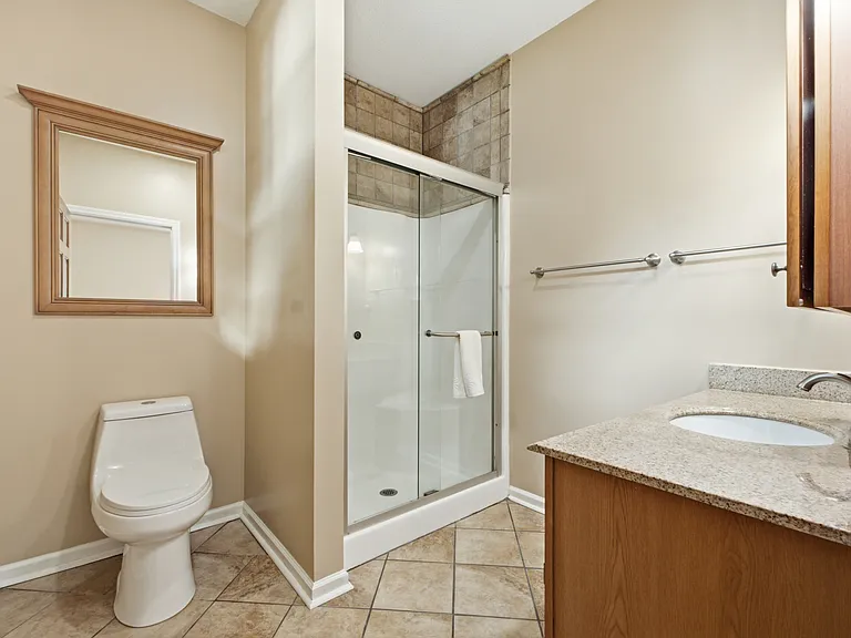 205 S Palisades Dr — Photo 20