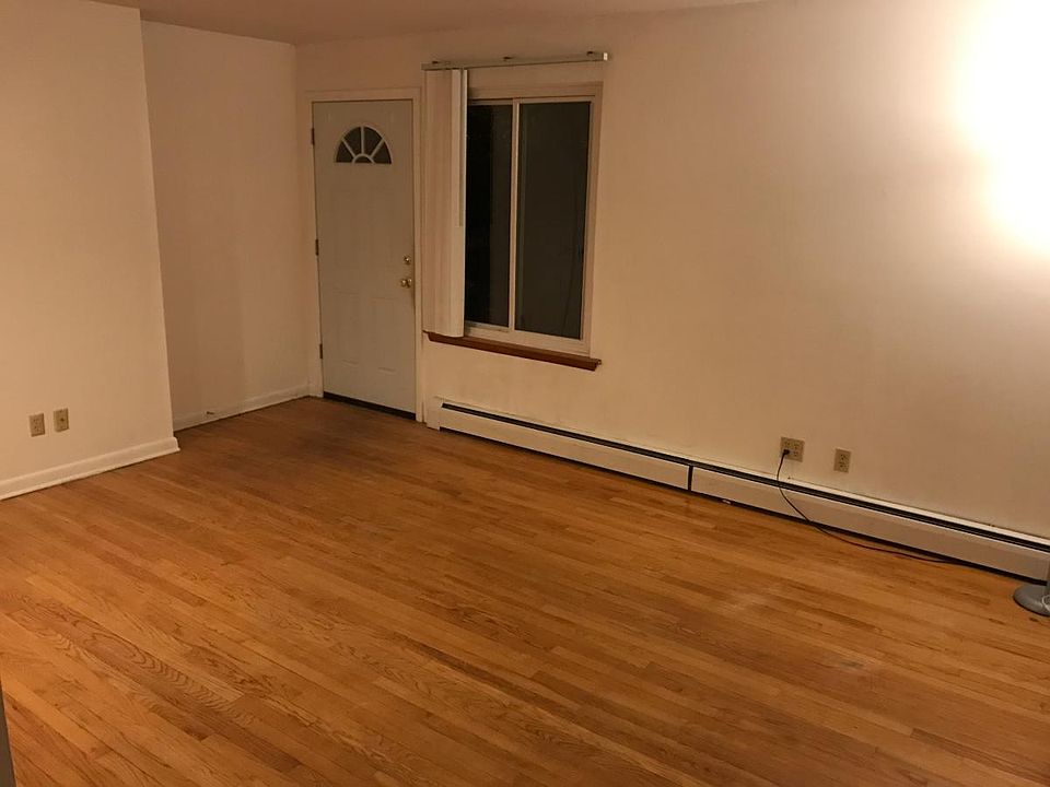 143 New Britain Ave Unionville, CT, 06085 Apartments for Rent Zillow