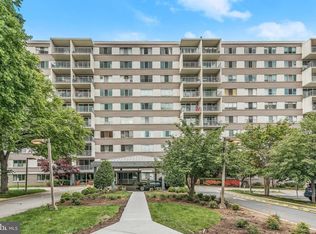 4977 Battery Ln #1-917, Rockville, MD 20814