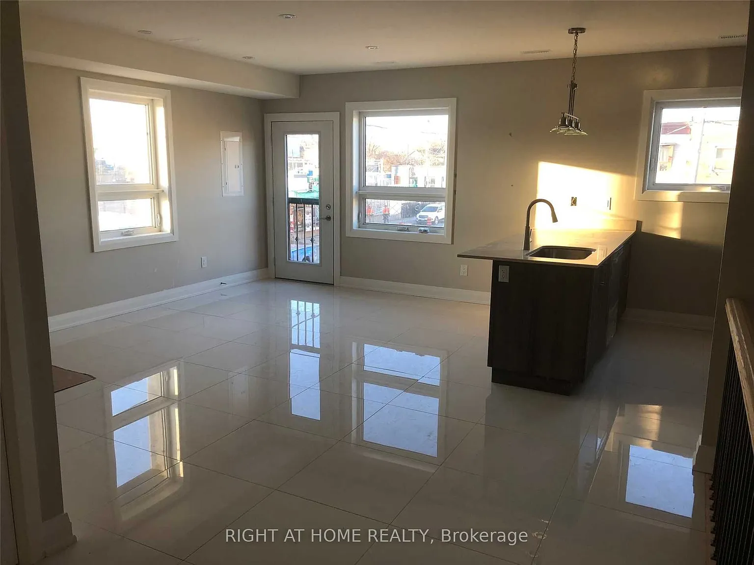 3 bed, $3,750 — Photo 3