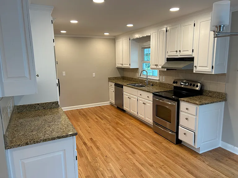 4904 Leatherneck Rd — Photo 9