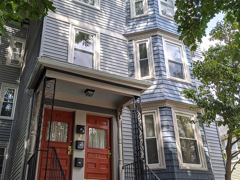33 Osgood St — Photo 2