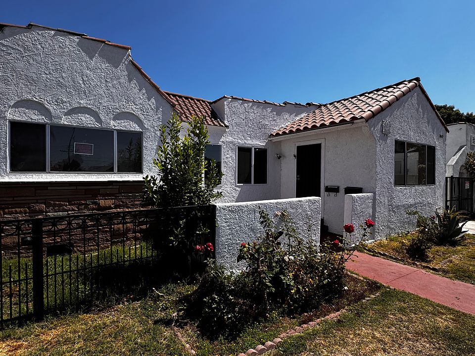 1st image of 2653 Flower St #2653