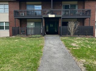 26 Balance Rock Rd APT 5, Seymour, CT 06483