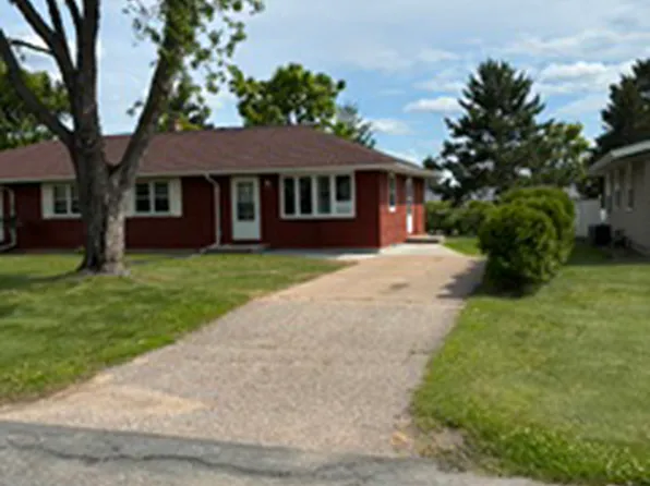 2549 Suburban St, Eau Claire, WI 54703