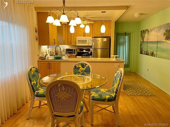 5th image of 1225 NW 21st St Unit 31-3101