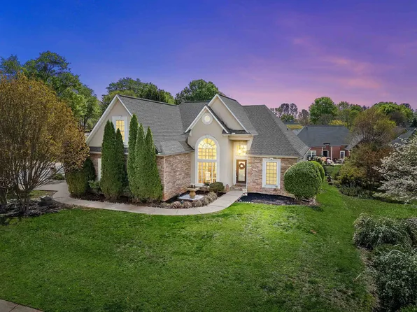 241 Rock Springs Dr, Spartanburg, SC 29301