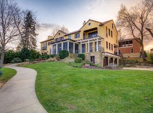555 W 11th St, Dubuque, IA 52001