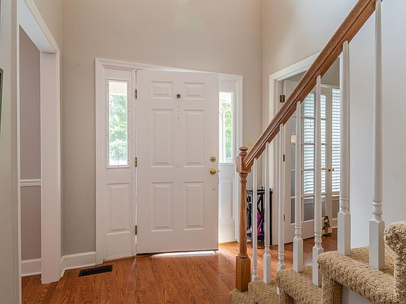 5th image of 8445 Mecklenburg Ct