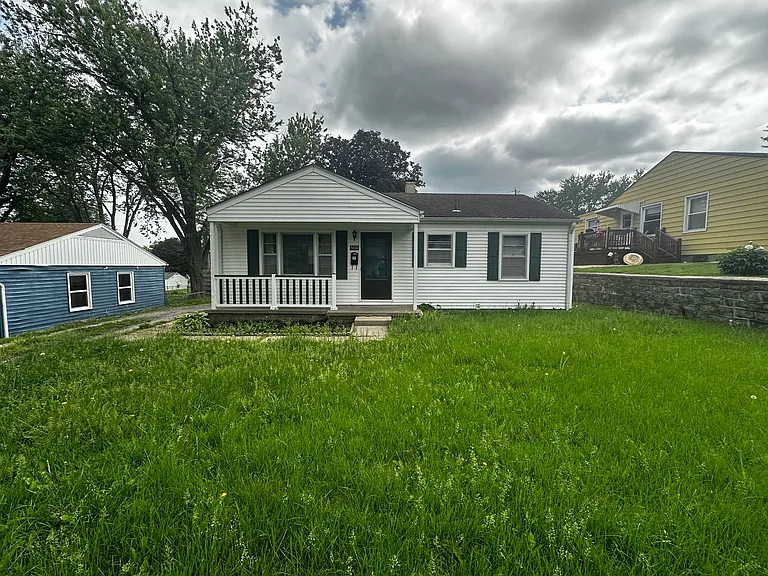3404 Doniphan Ave — Photo 1