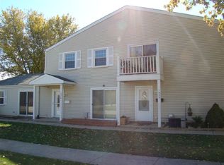 193 Thomas Ct UNIT B, Bartlett, IL 60103