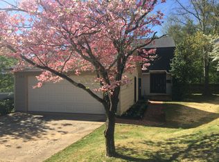 292 Tennis Dr, Charlottesville, VA
