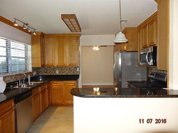 5th image of 207 Priscilla Dr