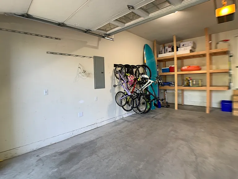 1702 SE Karena Ct — Photo 64