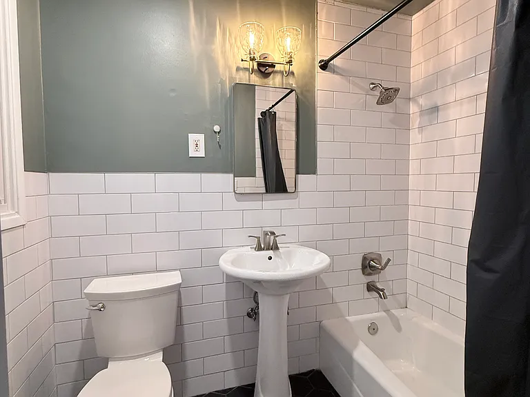527 N San Antonio Ave — Photo 11