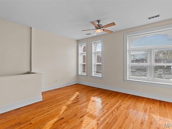 5th image of 4343 Manchester Ave