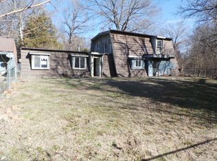 19891 Ivy Rd, Carthage, MO 64836