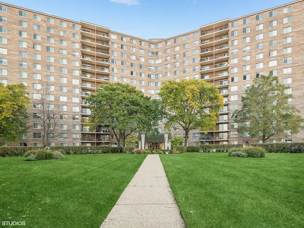 7141 N Kedzie Ave APT 1210, Chicago, IL 60645