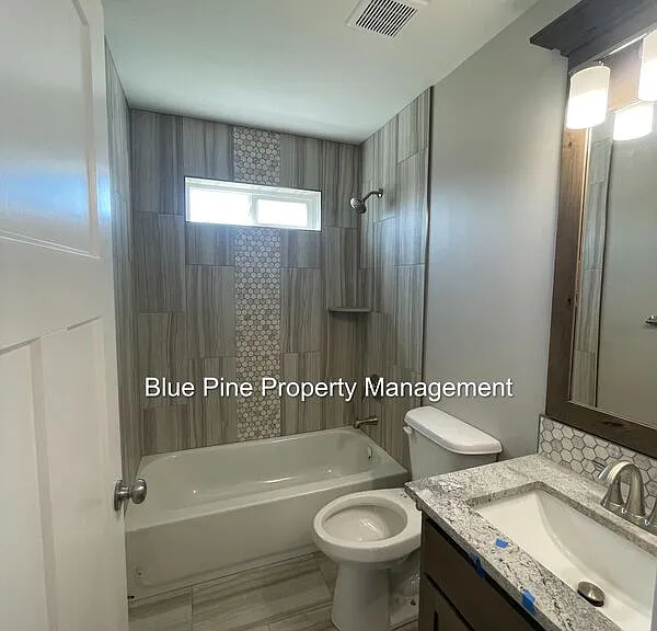1924 Harrington Cir — Photo 13
