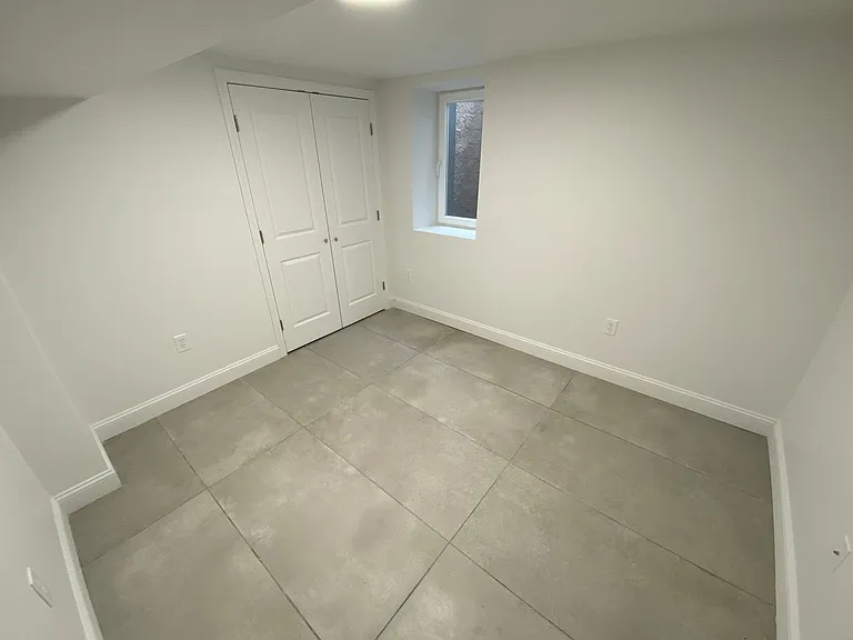131 Bristol St #1 — Photo 17