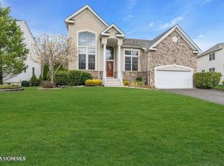 17 Trumbull Ct, Jackson, NJ 08527