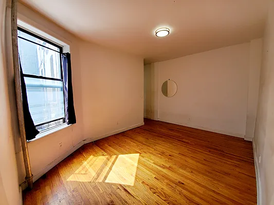 Rented by Ideal Properties Group | media 2