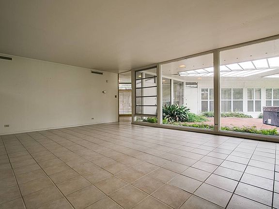 4th image of 104 Park Hill Dr