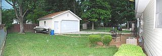 2nd image of 3913 S Park Dr