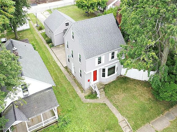 3rd image of 1117 W Erie Ave