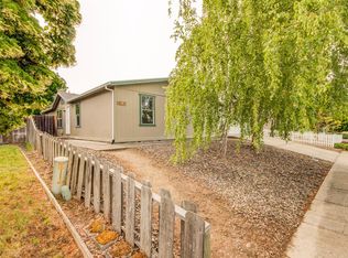 140 Eagle View Dr, Eagle Point, OR 97524