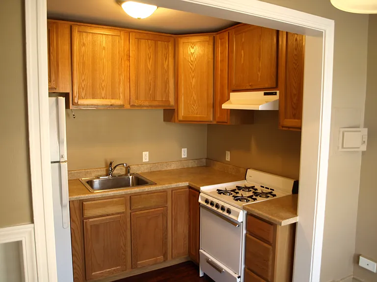 1530 N Downing St #206 — Photo 3
