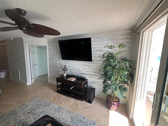 4th image of 670 Nautilus Ct Unit 404