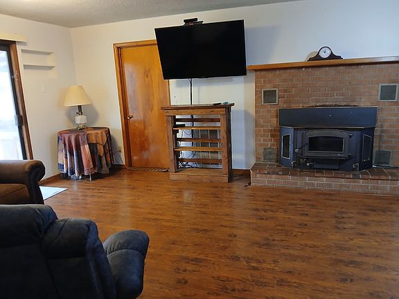 3rd image of 31405 S 4480th Rd