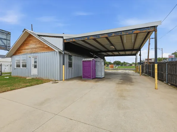 2800 E Belknap St, Fort Worth, TX 76111