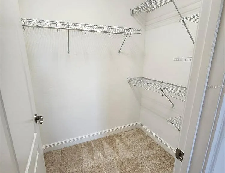 9805 Winnington St — Photo 32