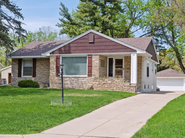 5048 Richmond Dr, Edina, MN 55436