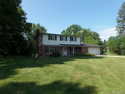 2530 Sebastian Dr, Grand Blanc, MI, 48439