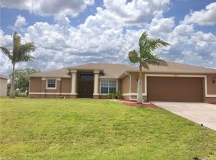 1422 NW 9th St, Cape Coral, FL 33993